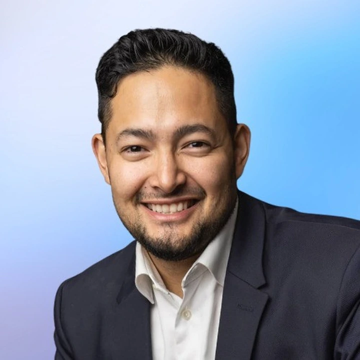 Cesar Carvajal, Co-Founder and CMO of Chameleo